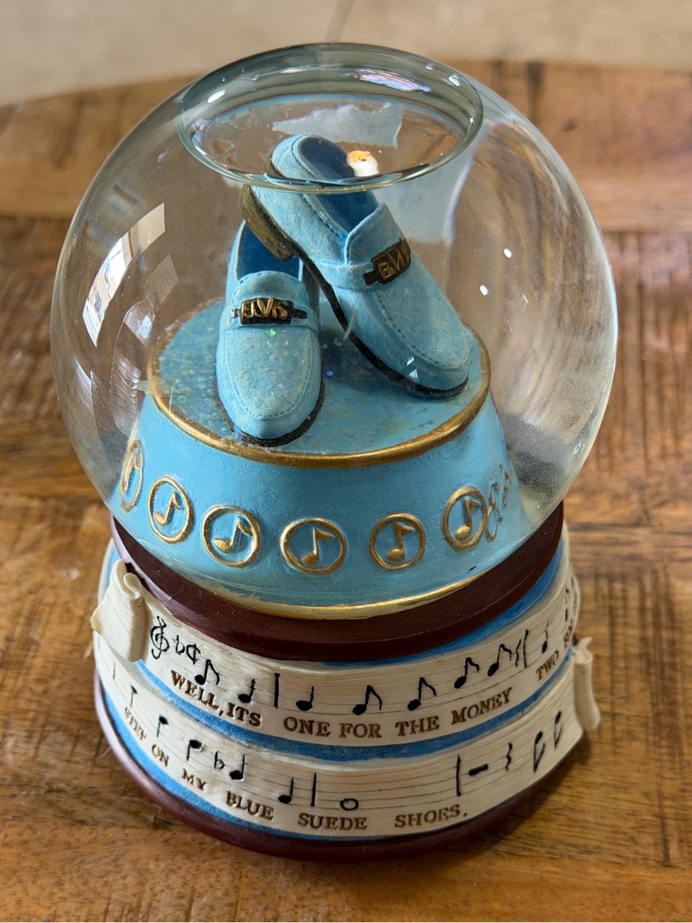 Elvis Presley Blue Suede Shoes Snow globe, Musical, Elvis Collectible, 1997